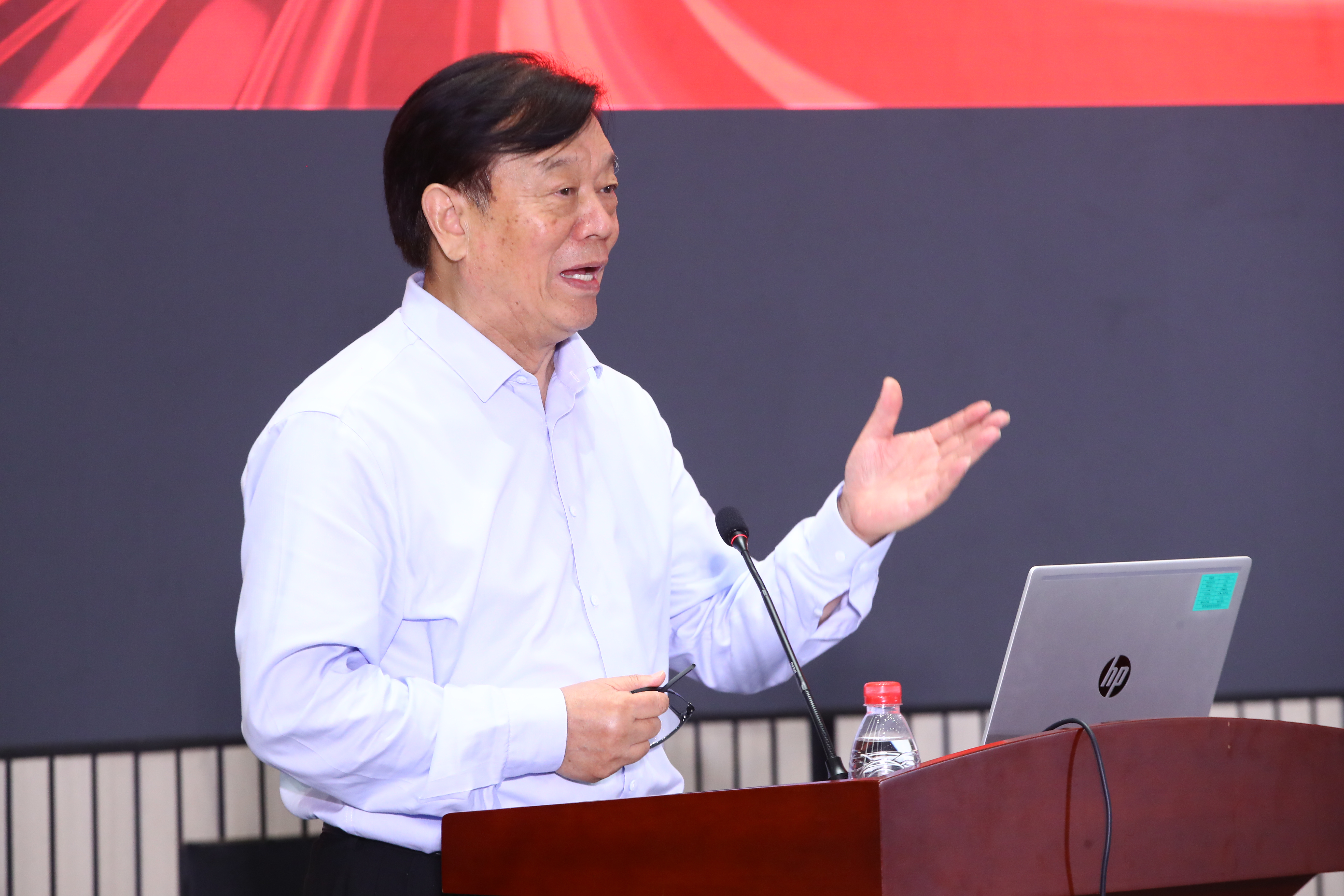 ͼ13 ����Ժʿ�´�.JPG