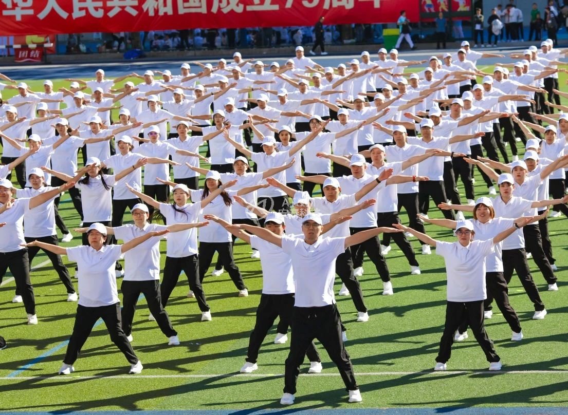 ͼ3 �ഺ�趯չ�緶 �Ŷ������׻���.jpg